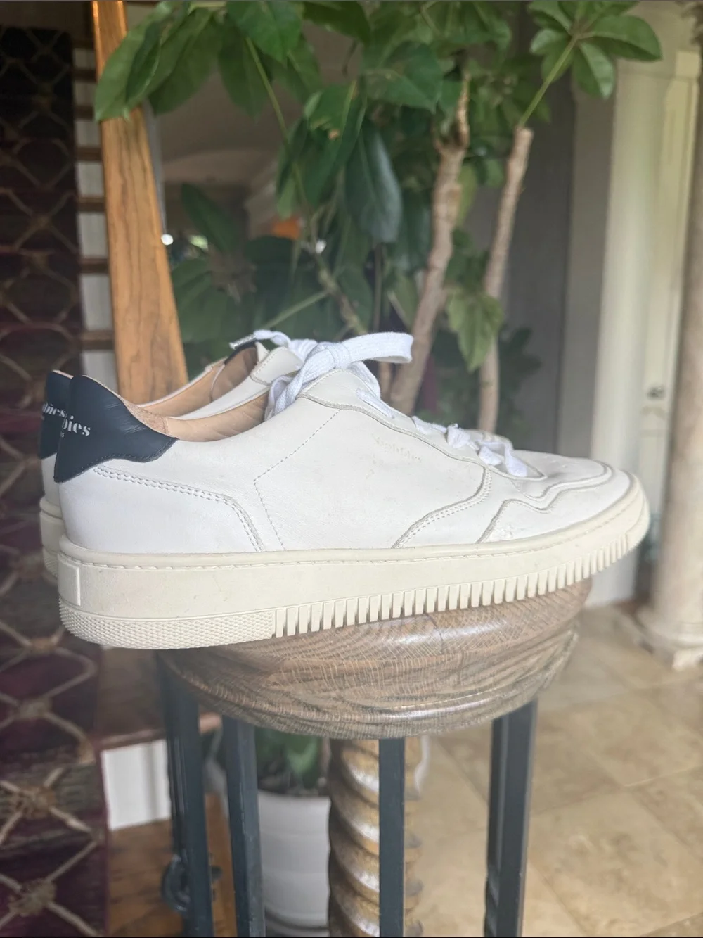 BOBBIES PARIS men’s sneaker preowned good condition, euro44 US size 11